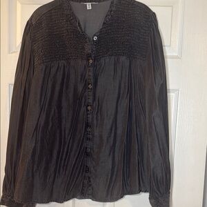 Gray Button-Up Blouse